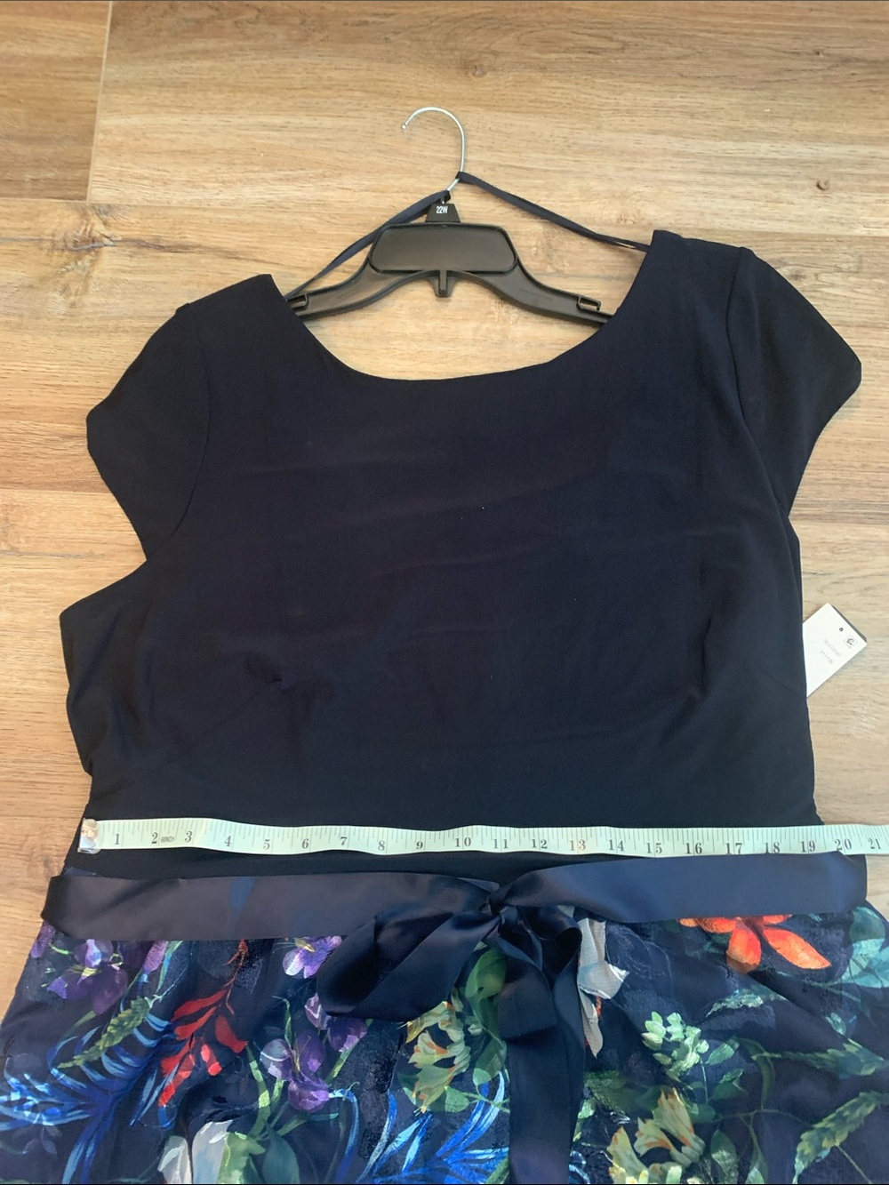 Black Top Navy Floral Midi Dress with Tie Waist-size 22W - Picture 7 of 9